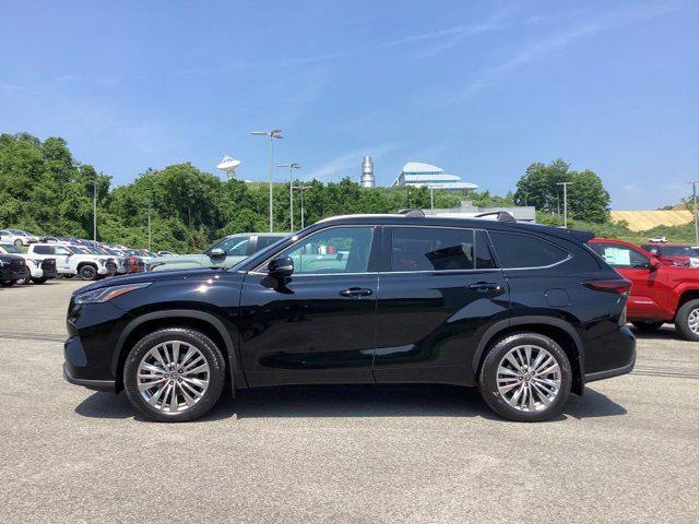 new 2025 Toyota Highlander car, priced at $55,857