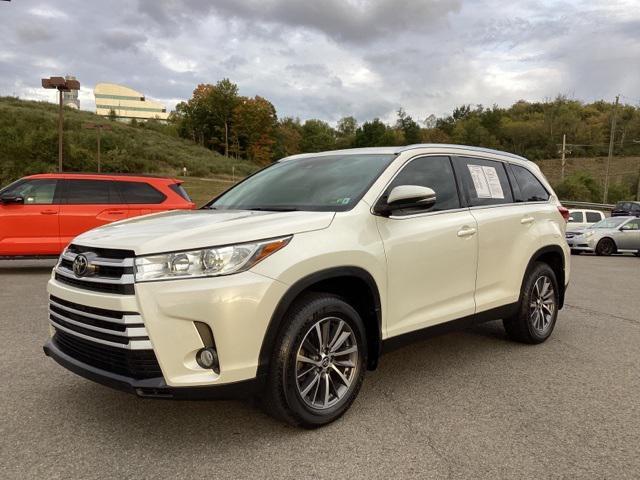 used 2019 Toyota Highlander car, priced at $28,990