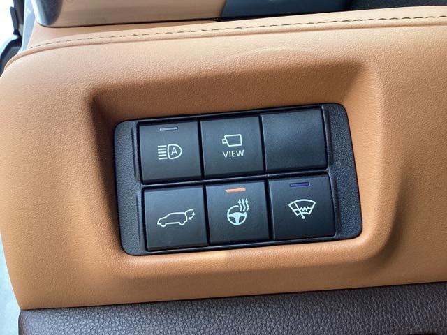 used 2022 Toyota Highlander car, priced at $42,990