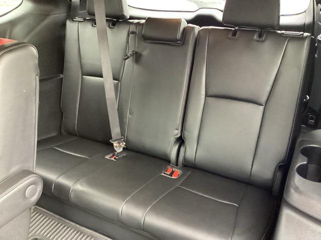 used 2022 Toyota Highlander car, priced at $37,490