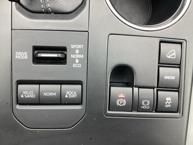 used 2023 Toyota Highlander car, priced at $37,990