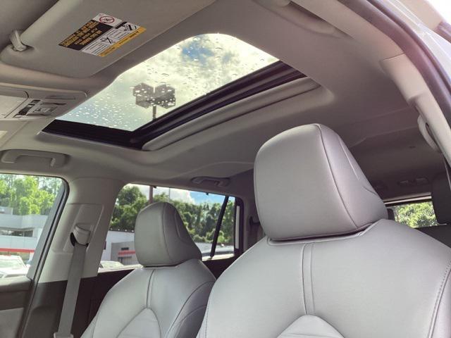 used 2022 Toyota Highlander car, priced at $34,990