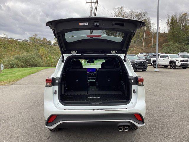 new 2026 Toyota Highlander car, priced at $50,643