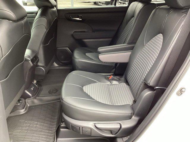 new 2026 Toyota Highlander car, priced at $50,643