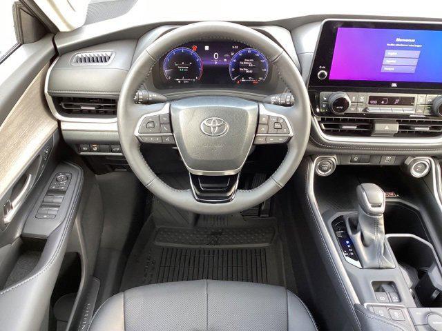 new 2025 Toyota Grand Highlander car, priced at $57,132