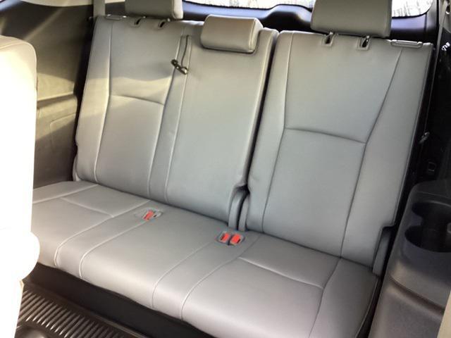 used 2022 Toyota Highlander car, priced at $40,990