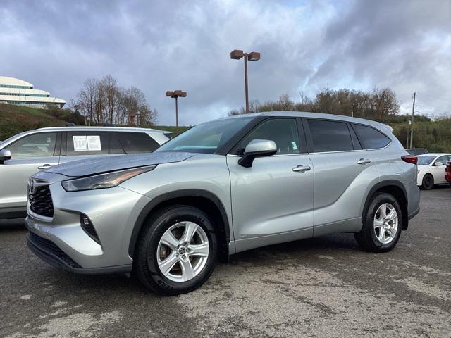 used 2023 Toyota Highlander Hybrid car, priced at $34,990
