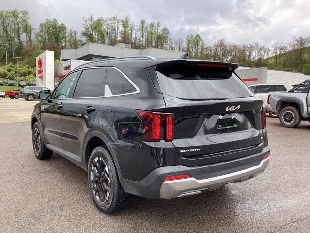 used 2025 Kia Sorento car, priced at $34,990
