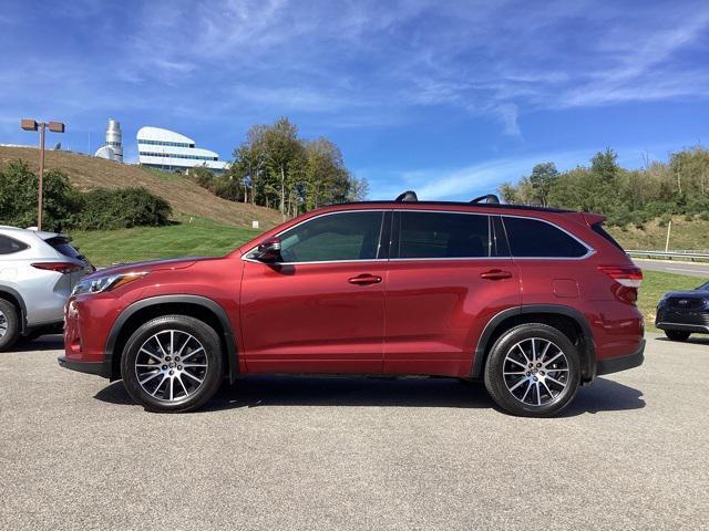 used 2018 Toyota Highlander car, priced at $24,990