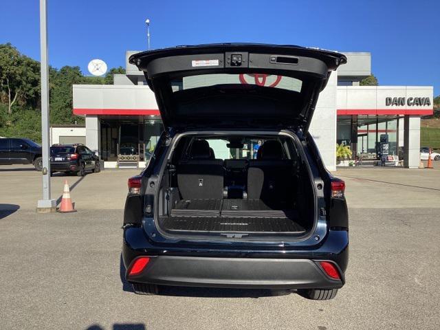 used 2023 Toyota Highlander car, priced at $36,990