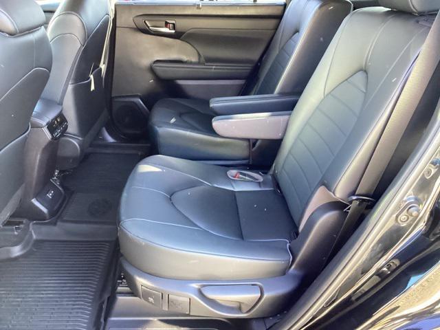 used 2023 Toyota Highlander car, priced at $36,990
