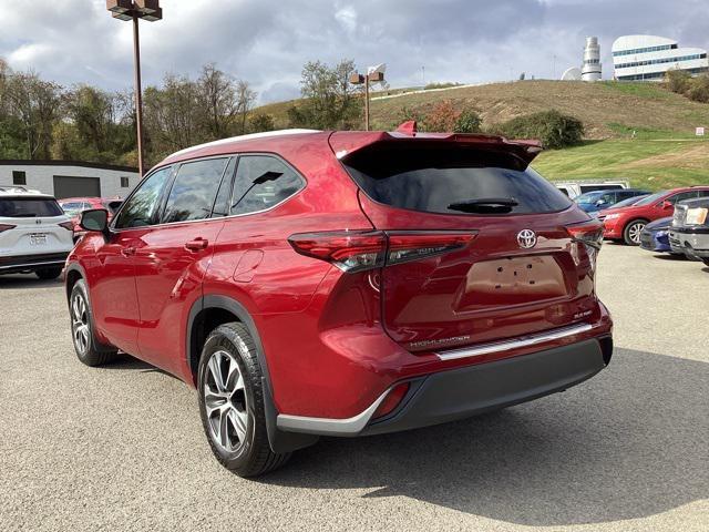 used 2022 Toyota Highlander car, priced at $35,990