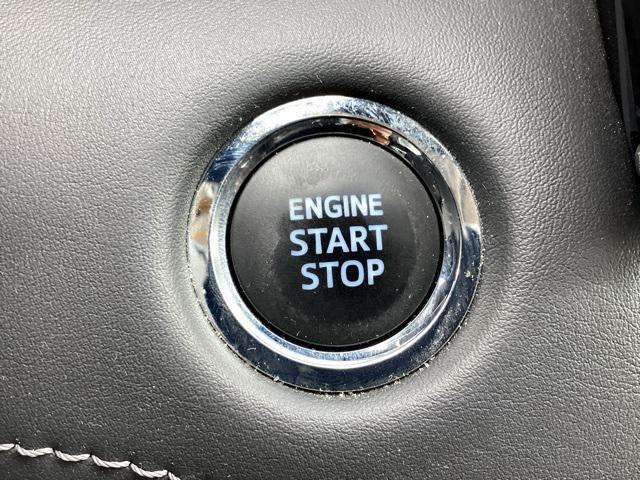 used 2022 Toyota Highlander car, priced at $35,990