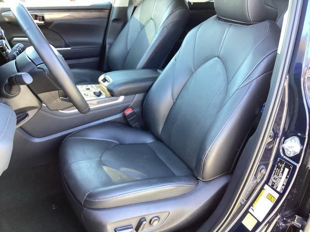 used 2024 Toyota Highlander car, priced at $43,990