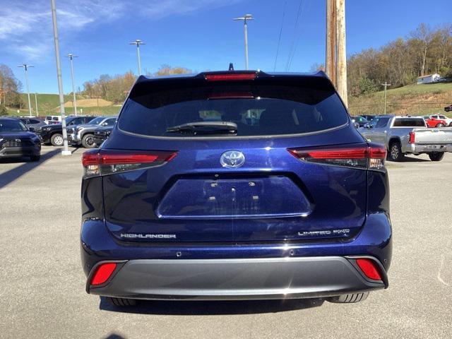 used 2024 Toyota Highlander car, priced at $43,990