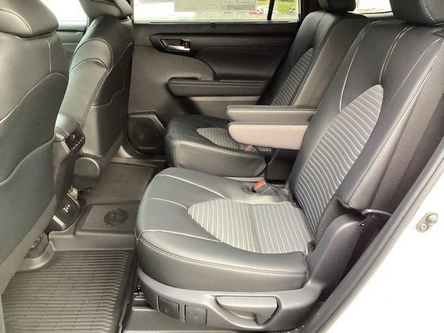 new 2026 Toyota Highlander car, priced at $52,223