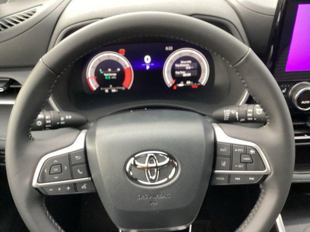 new 2026 Toyota Highlander car, priced at $52,223