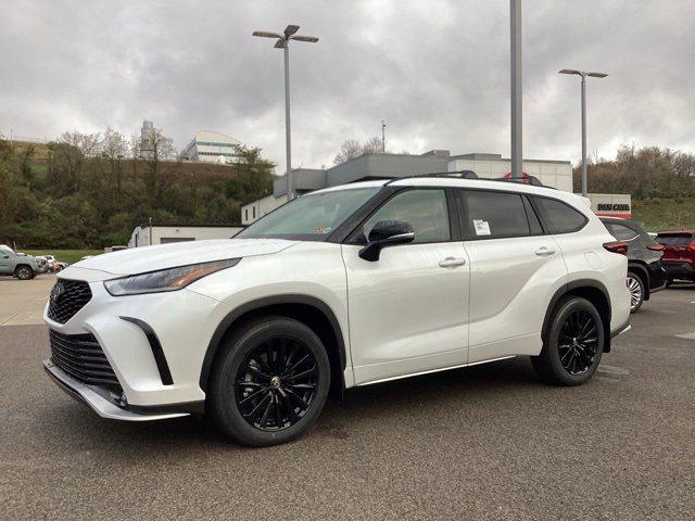 new 2026 Toyota Highlander car, priced at $52,223