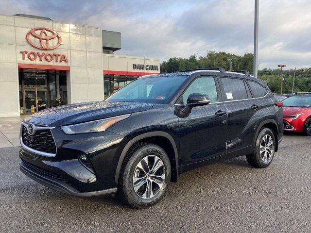 new 2025 Toyota Highlander car, priced at $46,059