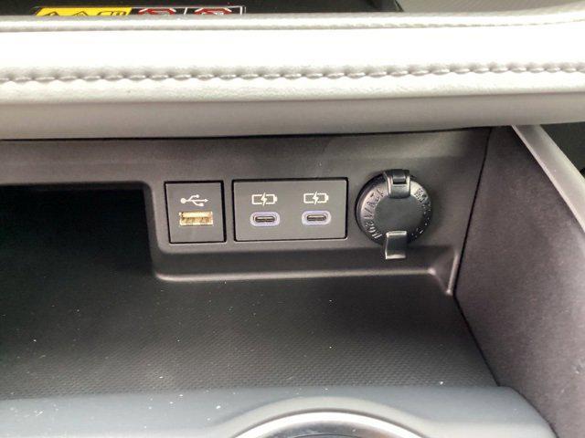 new 2025 Toyota Highlander car, priced at $46,059