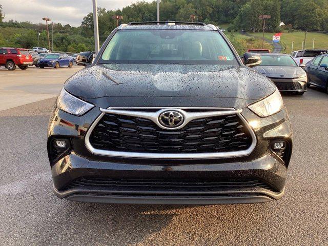 new 2025 Toyota Highlander car, priced at $46,059