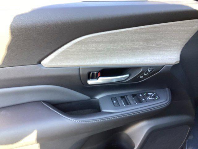 new 2026 Toyota Grand Highlander car, priced at $57,658