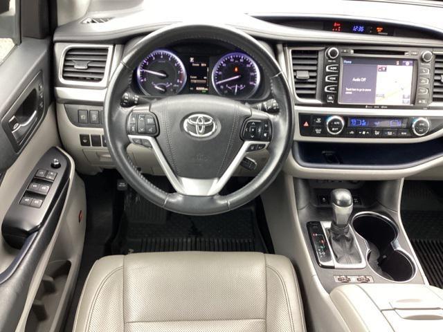 used 2019 Toyota Highlander car, priced at $28,990