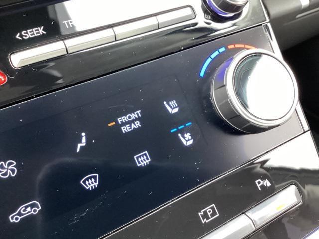 used 2024 Hyundai Santa Fe car, priced at $39,990