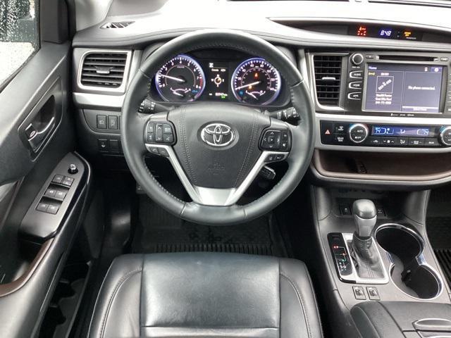 used 2019 Toyota Highlander car, priced at $24,990