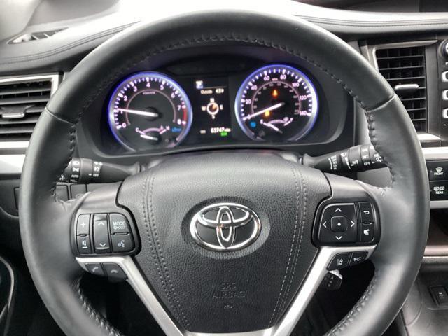 used 2019 Toyota Highlander car, priced at $24,990