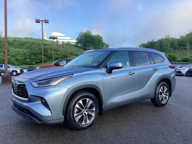 used 2021 Toyota Highlander Hybrid car, priced at $36,990