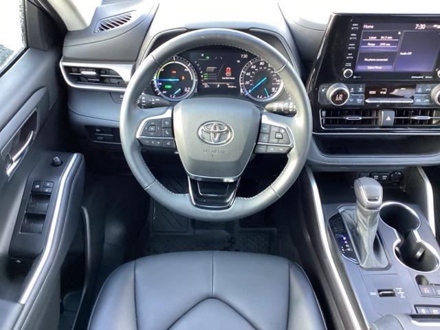used 2021 Toyota Highlander Hybrid car, priced at $36,990