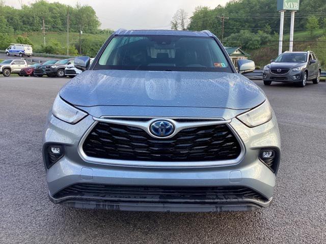 used 2021 Toyota Highlander Hybrid car, priced at $36,990