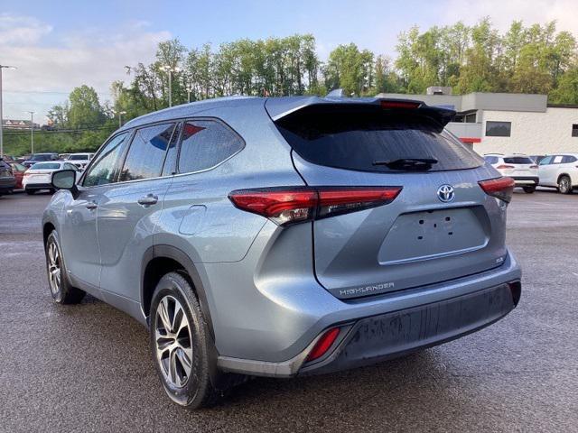 used 2021 Toyota Highlander Hybrid car, priced at $36,990