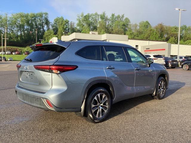 used 2021 Toyota Highlander Hybrid car, priced at $36,990