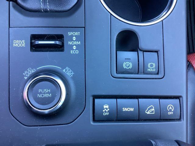 used 2022 Toyota Highlander car, priced at $36,990