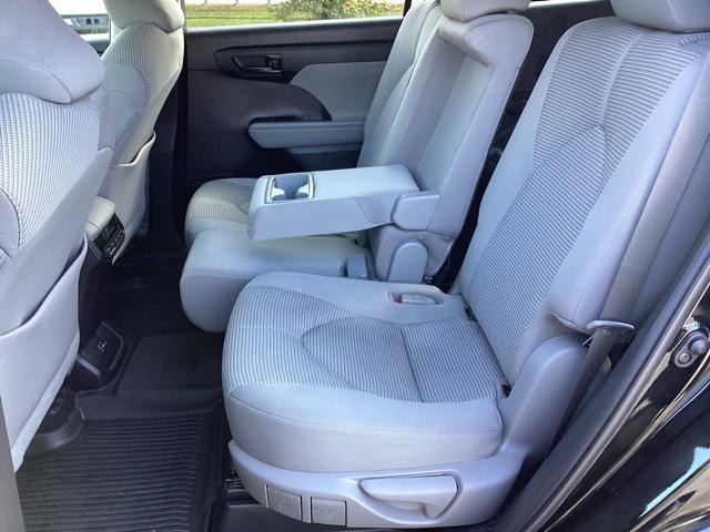 used 2022 Toyota Highlander car, priced at $33,990