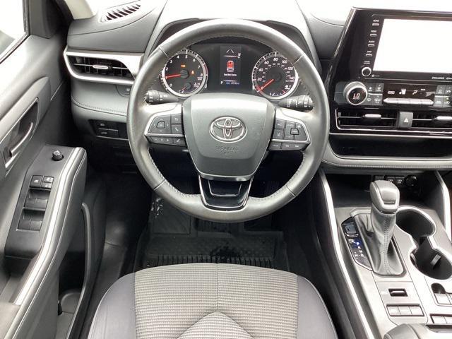 used 2021 Toyota Highlander car, priced at $29,490