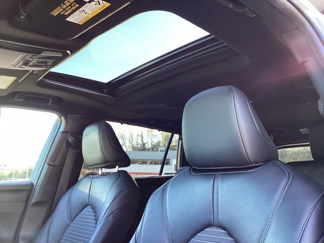 used 2024 Toyota Highlander car, priced at $42,990