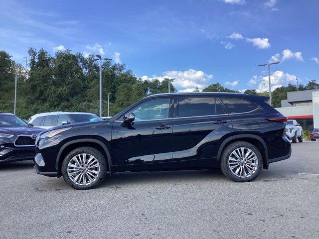 new 2025 Toyota Highlander car, priced at $54,087