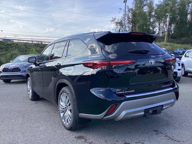 new 2025 Toyota Highlander car, priced at $54,087