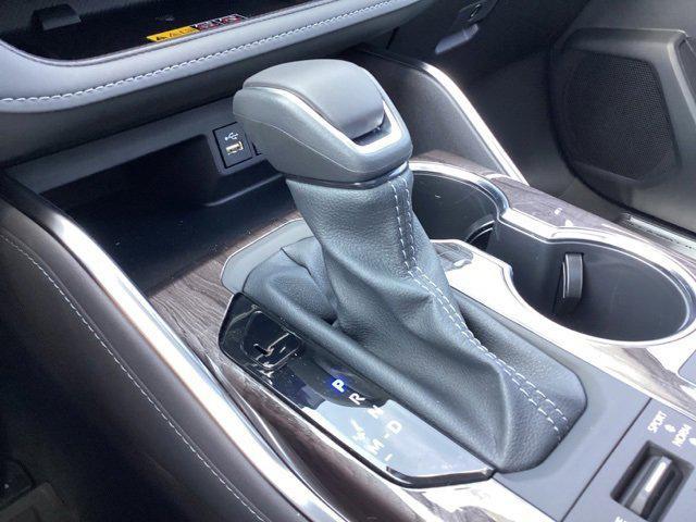 new 2025 Toyota Highlander car, priced at $54,087