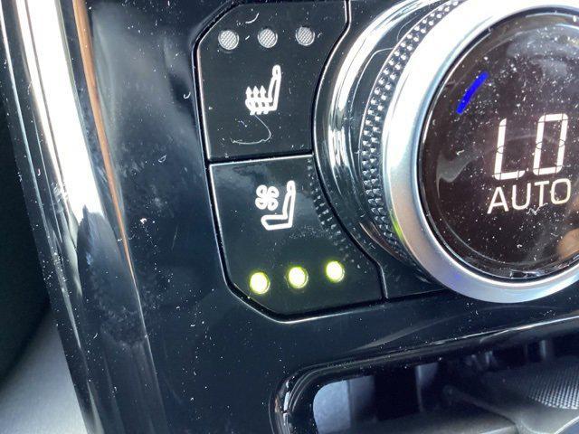 new 2025 Toyota Highlander car, priced at $54,087