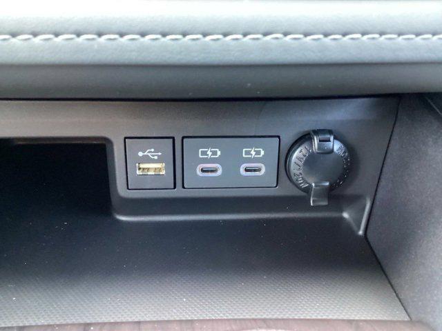 new 2025 Toyota Highlander car, priced at $54,087