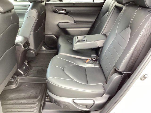 new 2025 Toyota Highlander car, priced at $47,303