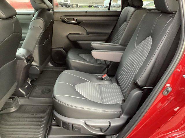 new 2026 Toyota Highlander car, priced at $50,813