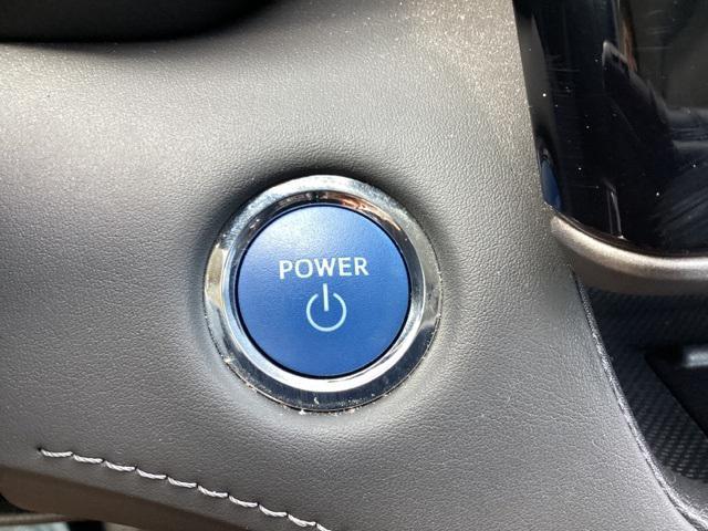 used 2022 Toyota Highlander Hybrid car, priced at $42,990