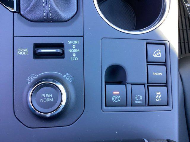 new 2026 Toyota Highlander car, priced at $50,162