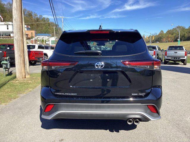 new 2026 Toyota Highlander car, priced at $50,162