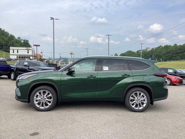 new 2025 Toyota Highlander car, priced at $52,967